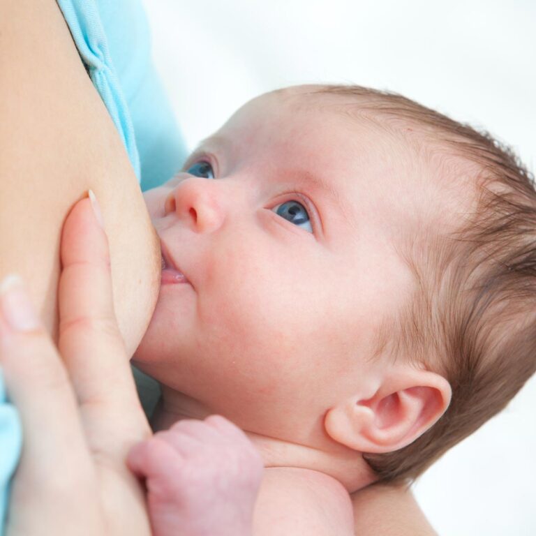 When To Get Breastfeeding Help Right Away (10 Breastfeeding Red Flags)